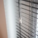 Ver imagem 2 de Persiana Horizontal Preto 25mm - ( Largura 105 X Altura 136cm )