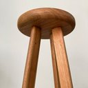 Ver mais imagens de Kit 2 Banquetas Altas 70cm em Madeira para Cozinha e Área Gourmet – Resistente e Moderna – Arveni