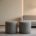 Ver imagem 1 de Kit 2 Puff Banqueta Viena Decorativo Moderno Tecido Linho Cinza