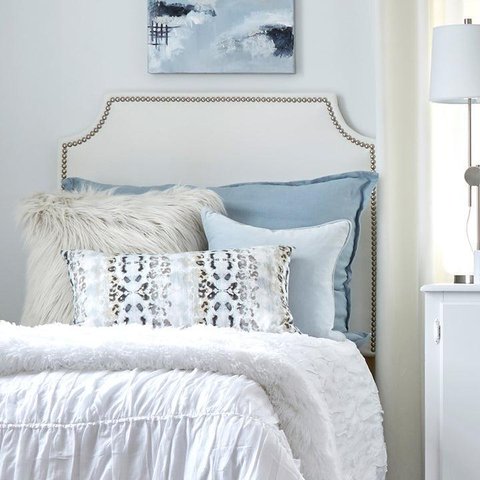 Cabeceira para Cama Solteiro Mariah com Tachas Branco Korino