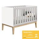 Ver imagem 5 de Dormitório Completo Infantil Classic 3 Portas, Cômoda 6 Gavetas, Berço Branco Fosco com Pés Madeira