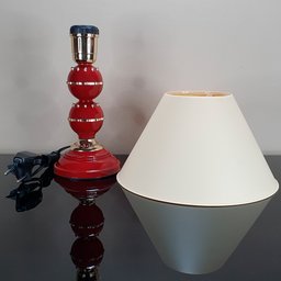 Abajur Moderno Luminária Quarto Sala Perry Vermelho Málaga e Dourado - 3