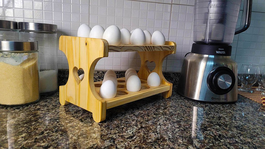 Porta Ovos para 30 Unidades Madeira para Cartela - Coração Circular