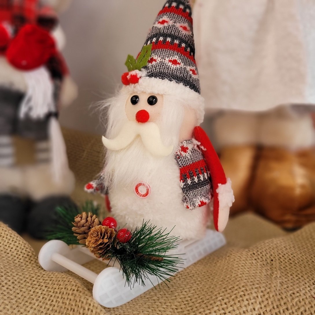 Jogo Papai Noel e Boneco de Neve Pelúcia Tricô no Trenó Decorado Pinhas  25cm - Master Christmas - Mundial Casa e Presentes