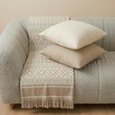 Ver imagem 2 de Kit Manta e Almofadas Decorativas para Sofá Imperial Bege - Nexta Casa