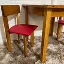 Ver imagem 4 de Conjunto Infantil de Madeira Mesa e 2 Cadeirinhas Estofadas Cor: Vermelho