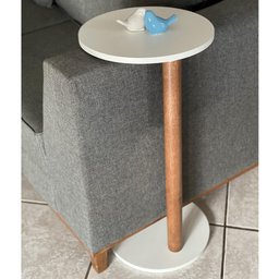 Mesa De Apoio Monopé Lateral Redonda Para Sofá Ou Cama Branca - 2