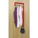 Ver imagem 2 de Cabideiro de Parede "j" Arara Camiseiro Porta Bolsas Vermelho Laca