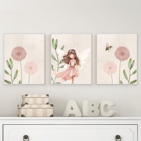 Kit 3 Quadros Decorativos Infantil Mundo Mágico Das Fadas Quarto Bebê 30x40 Moldura Madeira