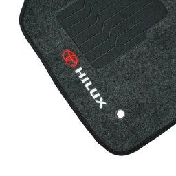 Jogo de Tapete Automotivo Carpete Toyota Hilux 2006 À 2015 Soft Logo Bordado Grafite 5 Peças S/m Sof - 6