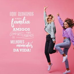 Adesivo Decorativo Parede Frase Aqui Reunimos Nossa Família e Amigos Porta Hall Entrada Kanto Store  - 4