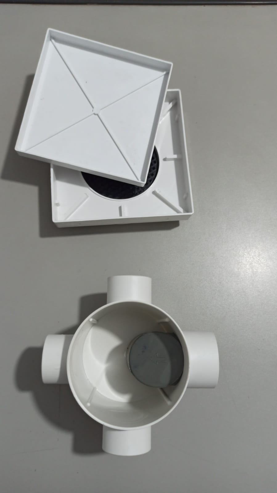 Ralo Invisível Sifonado 15x15 Branco Banheiro modelo Porcelanato Colar Piso com Caixa Sifonada 100 - - 4
