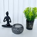 Ver imagem 3 de Decoração sala vaso arabesco + castiçal + mulher meditando