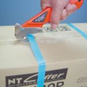 Ver imagem 4 de Estilete Japonês para Abrir de Embalagens Corte de Fitas e Cintos Nt Cutter R-1200P