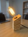 Ver imagem 1 de Luminária de Mesa Inclinada Artesanal em Madeira Maciça ,com Entalhes ,127V, Designer Industrial