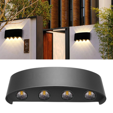 Luminária Arandela Led Meia Lua de Sobrepor Ip65 (cor Preta) 8w e 8 Fachos (branco Quente) para Pare