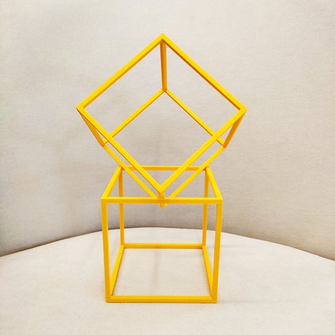 2 Cubos Decorativos - Quadrado Geométrico, Decoração Sala, Escritório - Toque 3d - Cor: Amarelo
