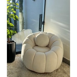 Poltrona Decorativa Concha C/almofada Boucle Bege Abobora - Montanaris Decor - 1