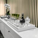 Ver imagem 3 de Bandeja Grande Branca Vidro Decoração Luxo para Cozinha Sala Bar 60x35