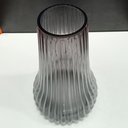 Ver imagem 3 de Vaso Decorativo de Vidro Fumê 28x17x17cm Enfeite Sala Mesa Estante Aparador