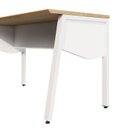 Ver imagem 5 de Mesa Escrivaninha com 135cm Industrial Tampo Chanfrado e Pés Metálicos Executive Macadâmia e Branco