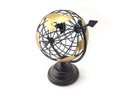 Ver imagem 4 de Globo Terrestre Decorativo Enfeite de Mesa Metal 29x18CM Preto e Dourado Decoração Escritório Casa