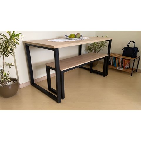 Mesa Estilo/Modelo Industrial com 1 banco (1,40 x 0,80)