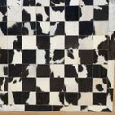 Ver imagem 2 de Tapete de Couro Preto e Branco Malhado 2,00x3,00 Placas 10cm Quadriculado