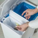 Ver imagem 4 de Lixeira com Pedal Trium 46 L + 4 L Branco ou