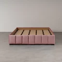 Ver imagem 5 de Cama Casal Estofada sem Cabeceira Uvaia CabeCasa MadeiraOriginals