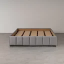 Ver imagem 5 de Cama Casal Estofada sem Cabeceira Uvaia CabeCasa MadeiraOriginals