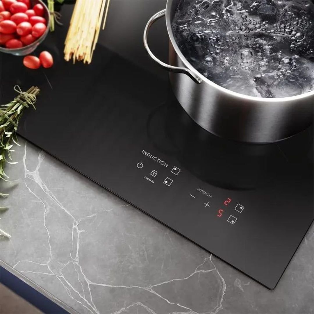 Cooktop 4 Bocas de Indução Efficient Powerboost Ie6lp | Electrolux:220v - 7