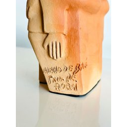 Escultura Casal de Homens Passeando em Cerâmica. Mano de Baé - 4