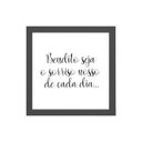 Ver imagem 1 de Quadro Quadrado Bendito Seja O Sorriso 20x20cm:Madeira branca