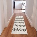 Ver imagem 2 de Tapete Passadeira Boho Ponto Cruz 45x140cm Natural/Preto - Antiderrapante FASTLAR