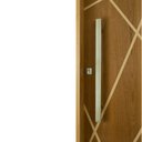 Ver imagem 4 de Kit Porta de Madeira Agatha 1,02 x 2,10 Bat.14cm Fech.Rolete com Puxador - Rodam