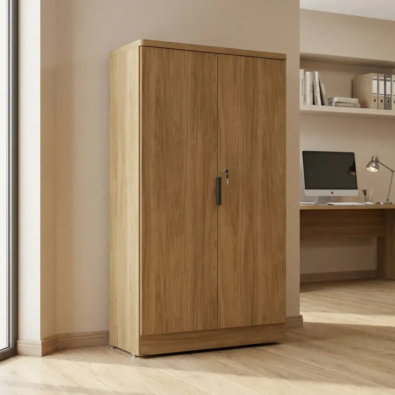 Ver imagem 1 de Armário para Escritório Alto com 2 Portas e 4 Prateleiras com Chave 161x91cm Versátil Itapuã