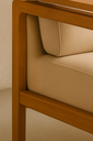 Ver imagem 2 de Kit 2 Poltronas Yasmin para Sala de Estar ou Varanda Gourmet Decorativa Estofada em Veludo:cru