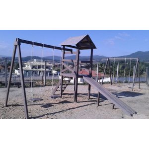 Parque Infantil em Madeira Plástica Maciça Marrom Playground 100% Reciclado 3,5m / Lc-50 Lanci