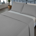 Ver imagem 2 de Kit Colcha Cobre Leito Matelado Casal Padrão 3 Peças Copacabana 300 Fios Cinza