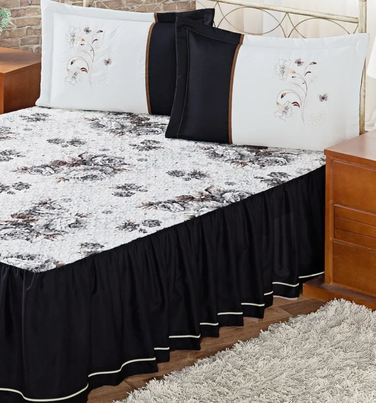 Kit Colcha Casal Bordada Estampada Preta E Branca Com Babado Patchwork - 2