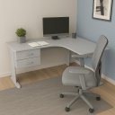 Ver imagem 2 de Mesa L Estação Escritório 130x130 com Gavetas e Chave Cinza