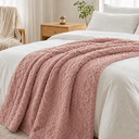 Ver imagem 2 de Manta Soft Casal Jacquard Paquistão 2,00m x 1,80m Rosê