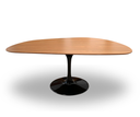 Ver imagem 3 de Mesa de Jantar Tulipa Saarinen Organica 140x90cm Base Preta Tampo Freijó