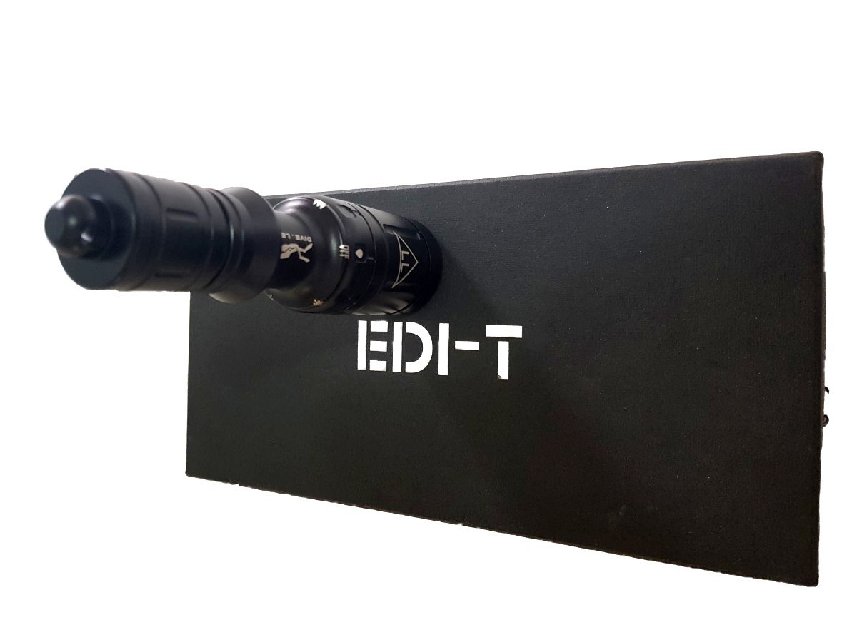 Lanterna EDI-T D4 Mergulho Recarregável Kit Completo - 4