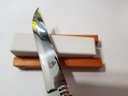 Ver mais imagens de Edra Amolador de Facas Quartzo Artesanal com Suporte Branco