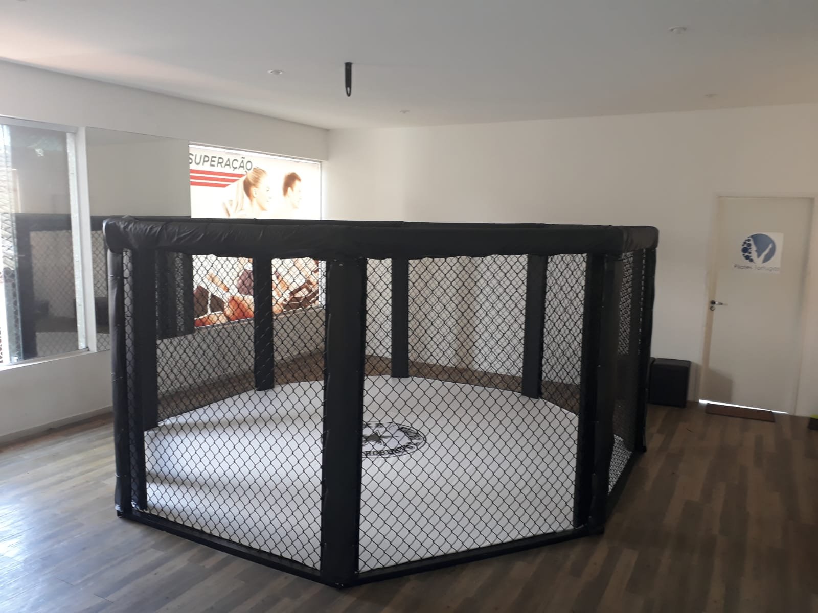 Octógono de Mma, Boxe Muay Thai Solo Tamanho 4 X 4metros:cinza - 3