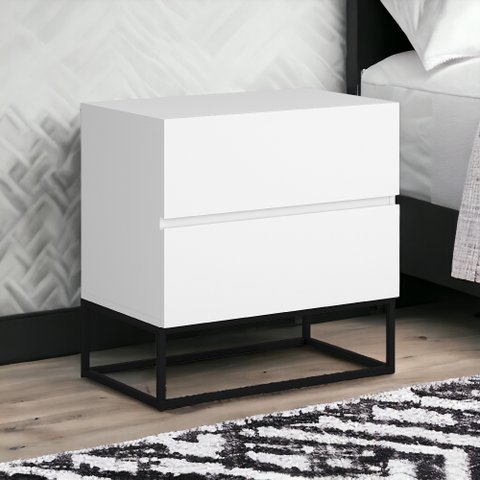 Mesa de Cabeceira Eros 45 Pés Preto Móvel Mdf/mdp com Pés de Metalon para Quartos e Escritorios:bran
