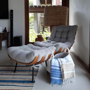 Ver imagem 3 de Poltrona Costela Linho Cinza Sala Quarto com Puff Luxo Madeira