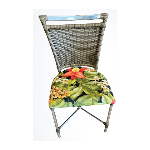 Cadeira Australia em Fibra Sintética e Alumínio C/estofado